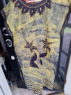 Yellow and Black Tie-Dye Palm Tree Caftan Dress